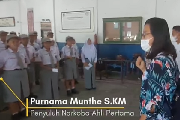 SMK N 2 Tebing TinggiSosialisasi P4GN dan Latihan Menyanyikan Mars BNN bersama BNN Kota Tebing Tinggi